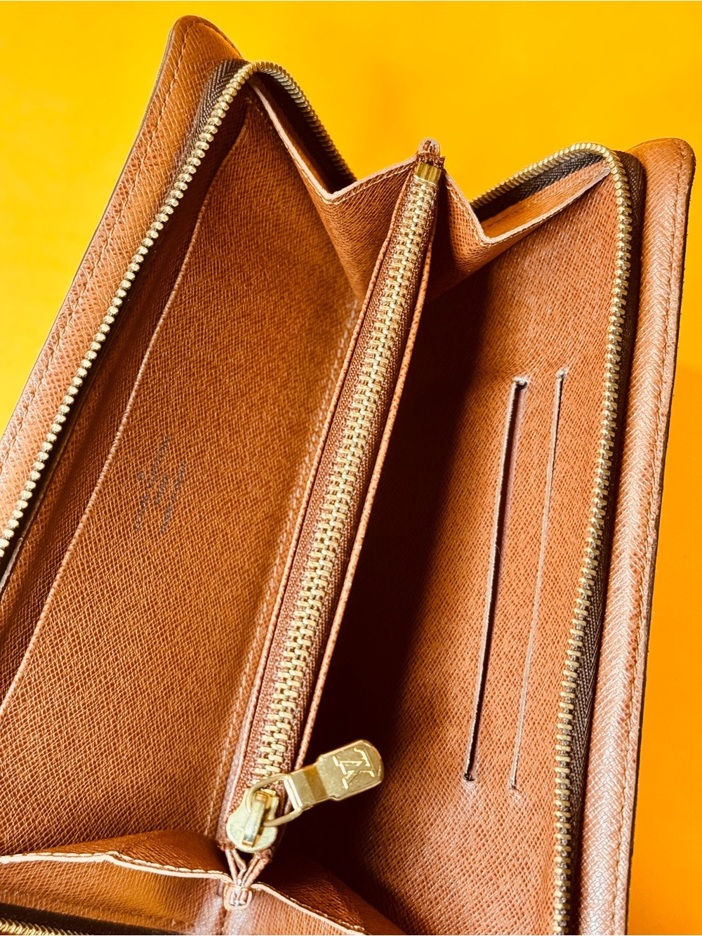 Louis Vuitton Monogram Canvas Brown Zip Wallet - Picture 6 of 15